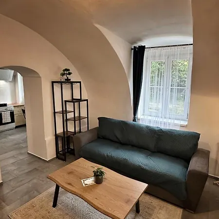 Podzzamkem 3* Jaroslavice (Znojmo)