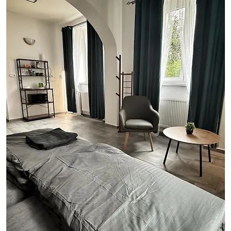 Hotel apartamentowy Podzzamkem
